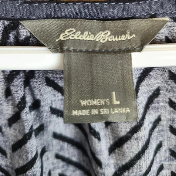 Eddie Bauer sleeveless rayon tank top - Picture 3 of 7